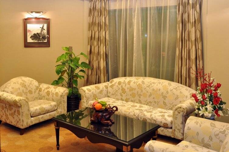 Fragrant Hill Empark Hotel