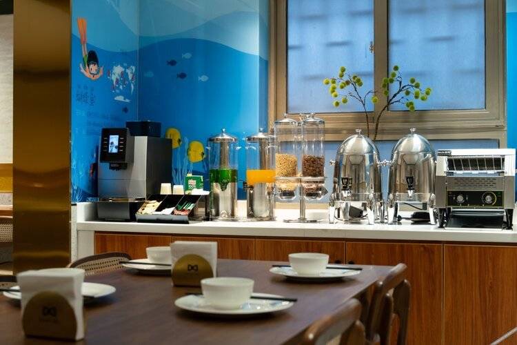 Nostalgia S Hotel (Beijing Xi Dan Jinrong Street)