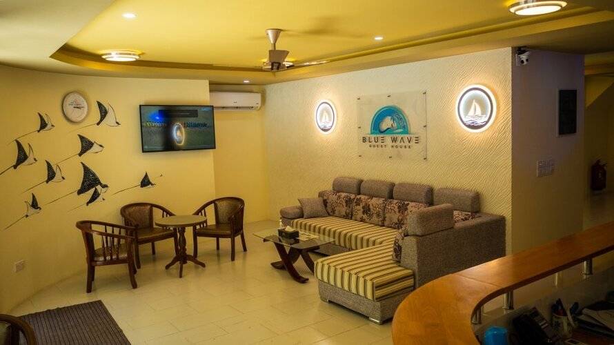 Blue Wave Maldives