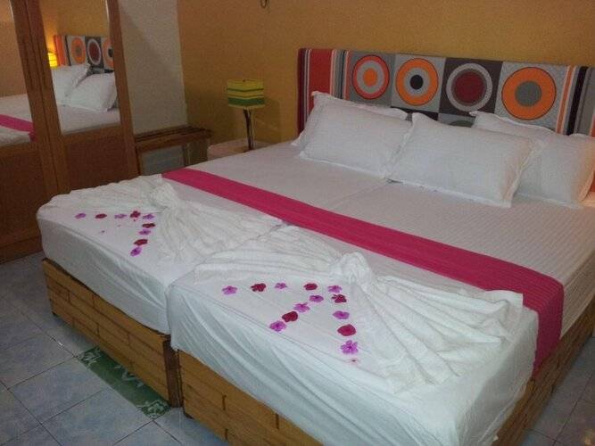 Dream Inn Sun Beach Hotel
