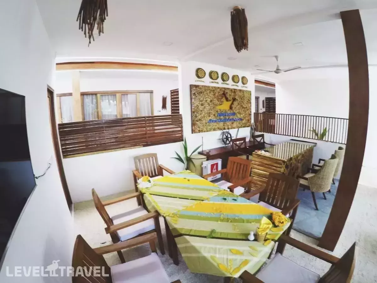 Dhiffushi White Sand Beach Hotel