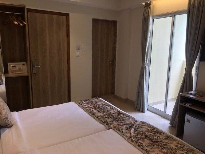 Hotel Flora