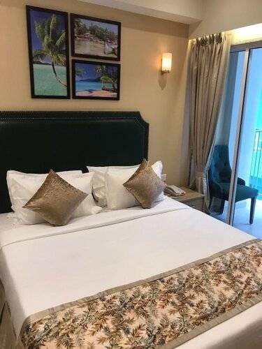 Hotel Flora