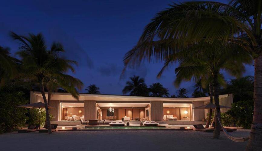 The Ritz-Carlton Maldives, Fari Islands