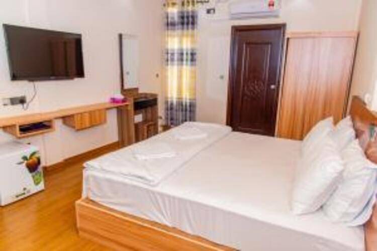 Aasna Inn