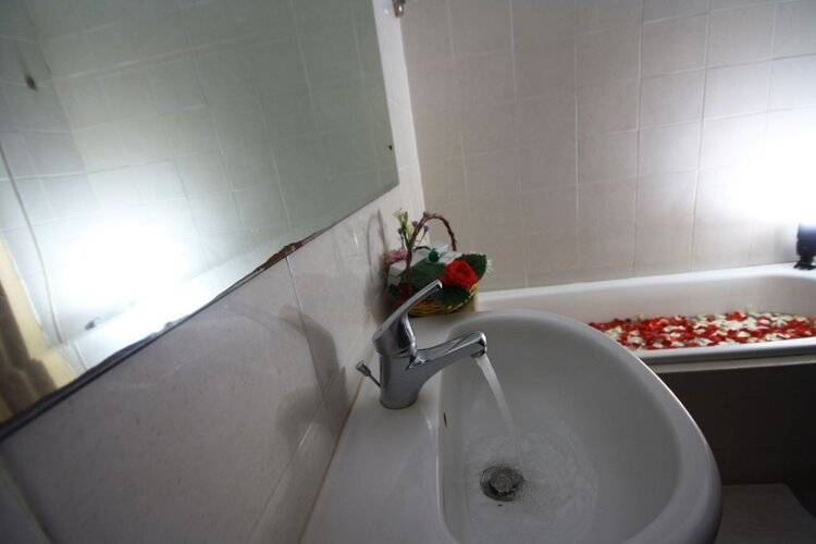 Grand Santhi Hotel - Chse Certified