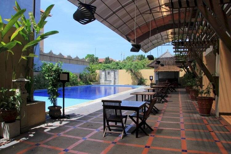 Grand Santhi Hotel - Chse Certified