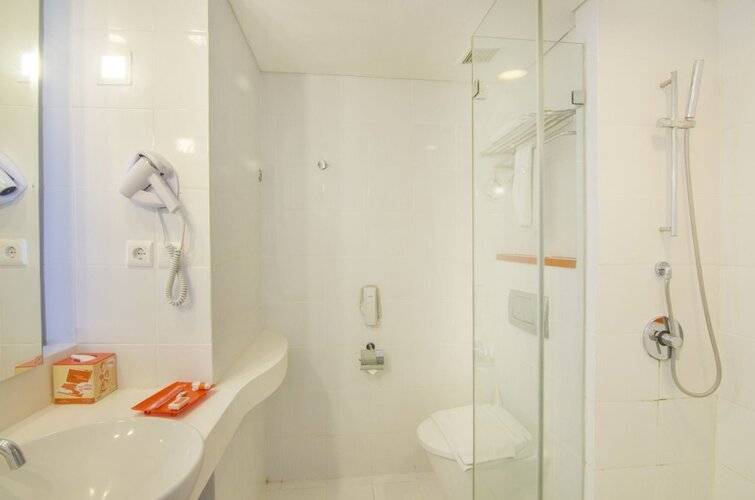 Harris Hotel & Conventions Denpasar - Bali - Chse Certified