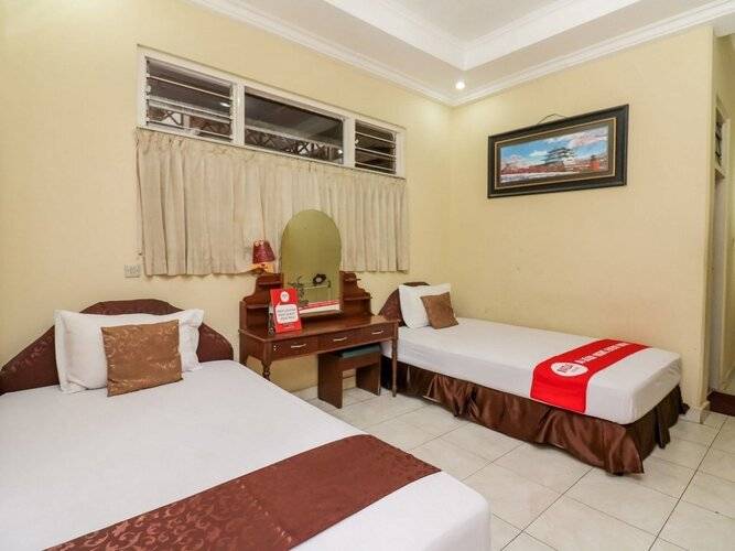 Hotel Ratu