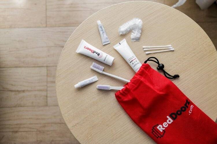 Reddoorz Plus Near Mall Bali Galeria 2