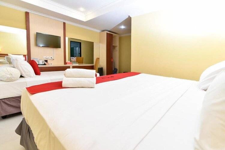 Reddoorz Plus Near Mall Bali Galeria 2