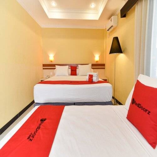 Reddoorz Plus Near Mall Bali Galeria 2