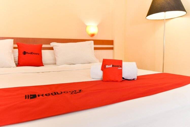 Reddoorz Plus Near Mall Bali Galeria 2