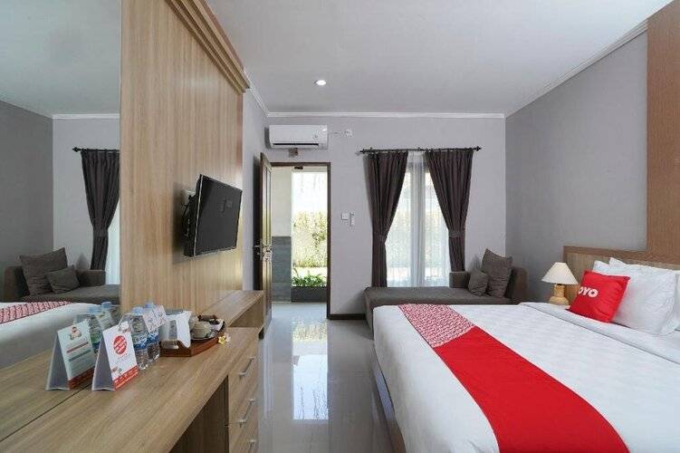 Super Oyo 2166 Elitya Stay