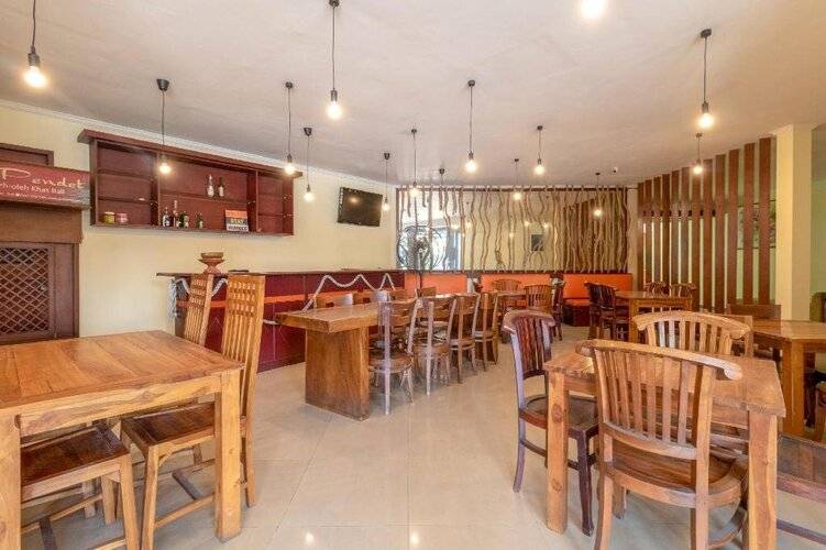 Super Oyo Flagship 2688 Guntur Hotel