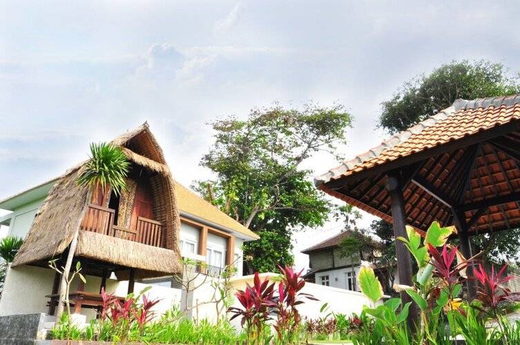 Villa Tangtu Beach Inn