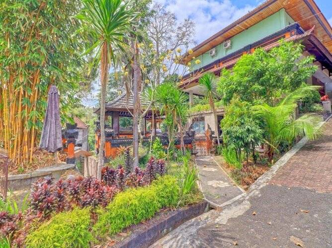 Oyo 91610 Batukaru Garden Hotel