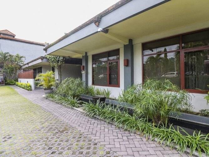The Yani Hotel