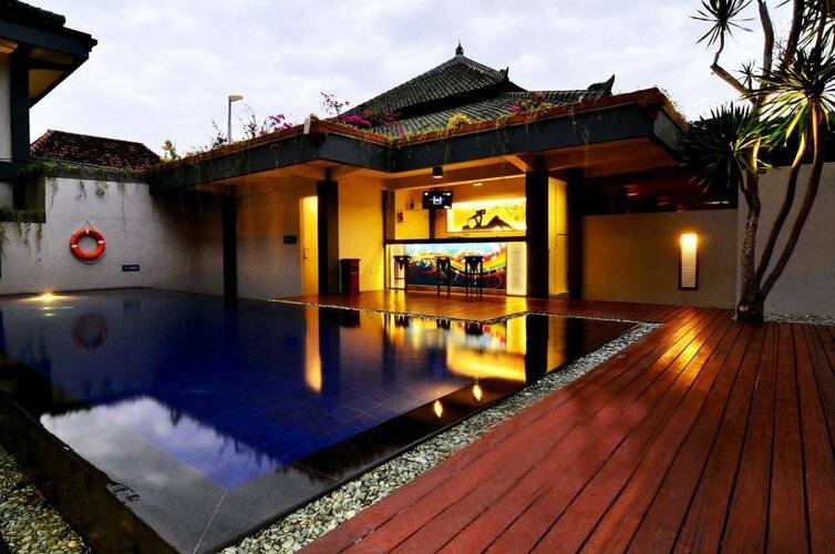 The Yani Hotel