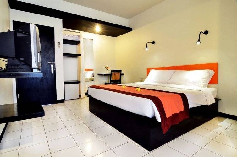 The Yani Hotel