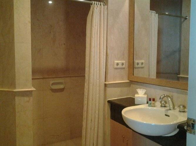 Batavia Apartments Serviced Residence Jakarta