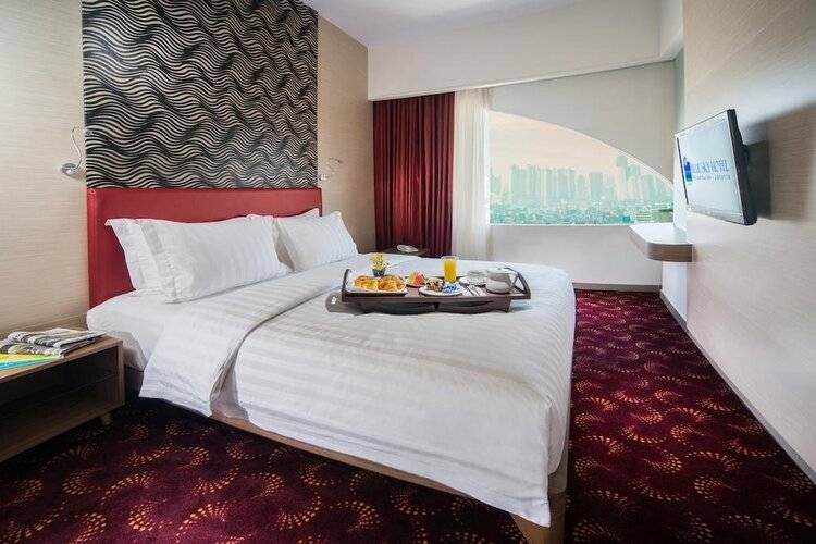 Blue Sky Hotel Petamburan