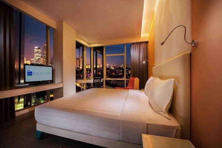 Blue Sky Hotel Petamburan