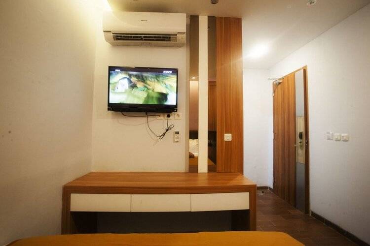 De Green Residence
