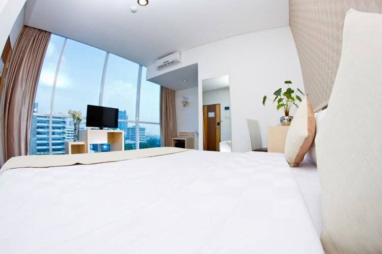 Hotel 88 Grogol By Wh