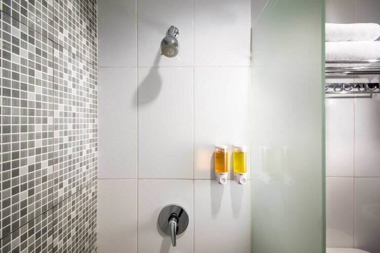 Hotel 88 Mangga Besar 62 By Wh