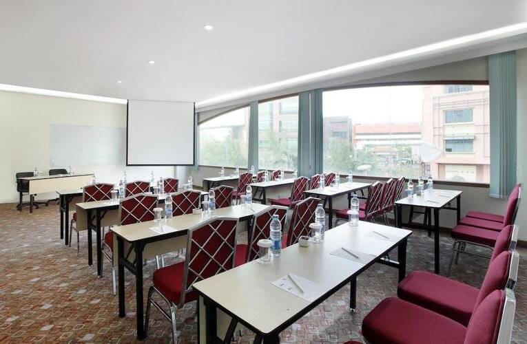 Ibis Styles Jakarta Mangga Dua Square