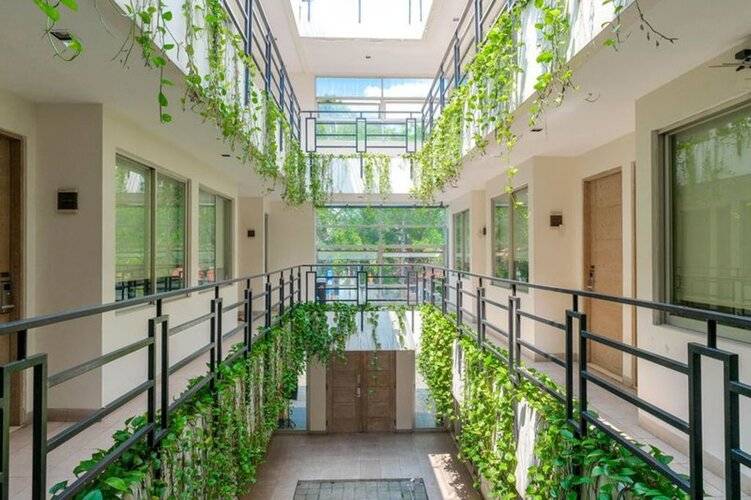 Legreen Suite Pejompongan