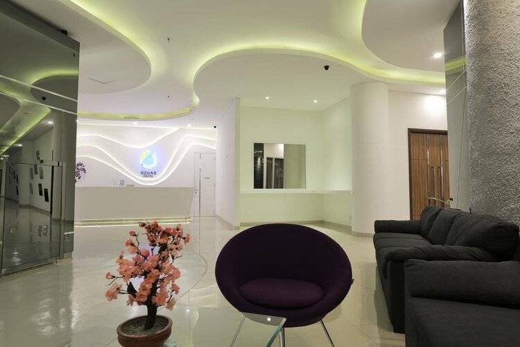 Ozone Hotel Pantai Indah Kapuk