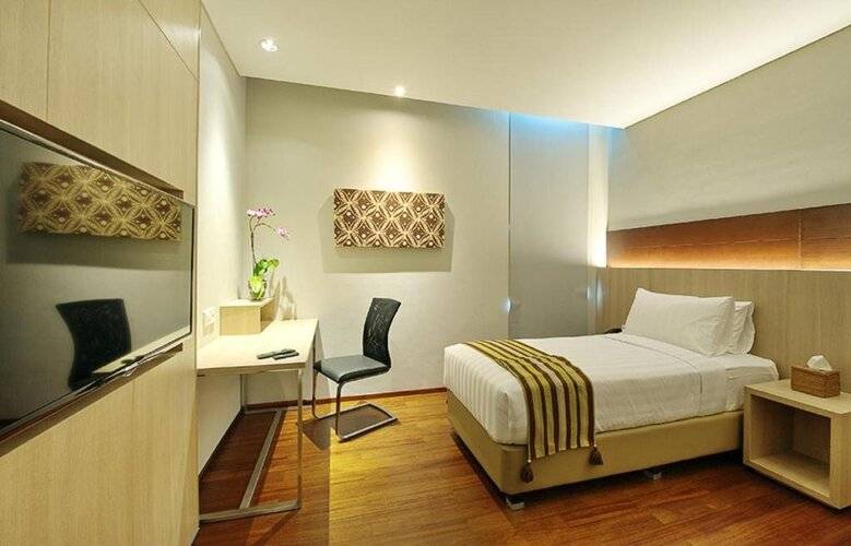 Ra Premiere Simatupang