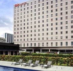 $item['hotel']['name']