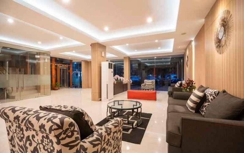 The Gloria Suites