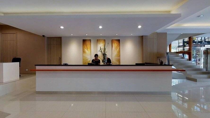 The Gloria Suites