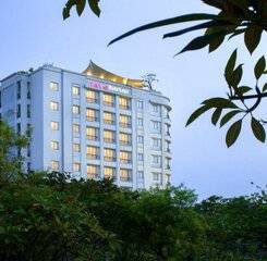 $item['hotel']['name']