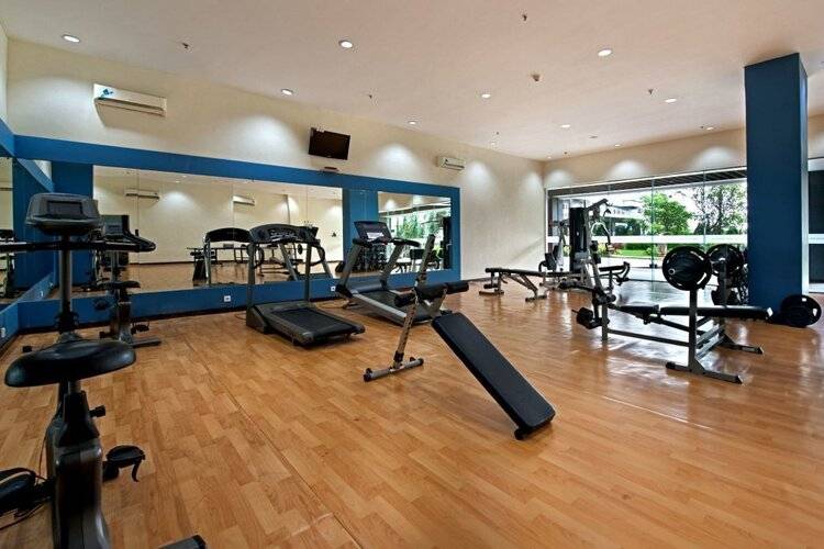 Grand Whiz Hotel Poins Simatupang