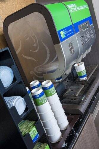 Holiday Inn Express Jakarta International Expo