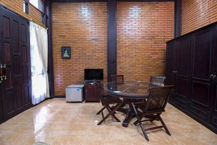 Reddoorz @ Cilandak Timur