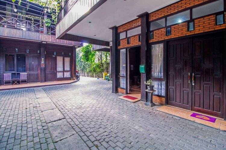 Reddoorz @ Cilandak Timur