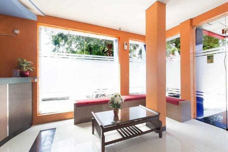 Reddoorz Plus @ Jalan Pemuda