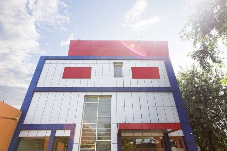 Reddoorz Plus @ Jalan Pemuda