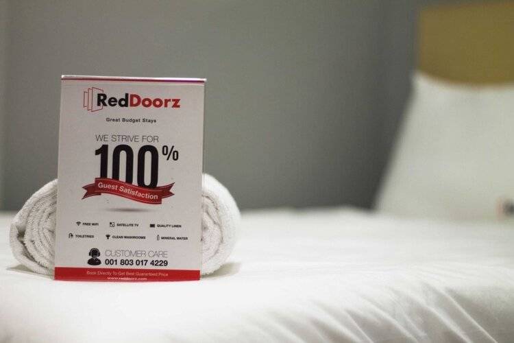 Reddoorz Plus @ Jalan Pemuda