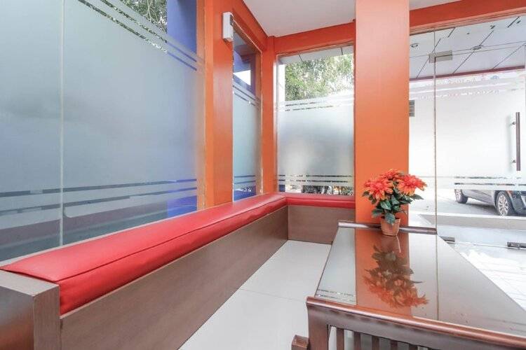 Reddoorz Plus @ Jalan Pemuda