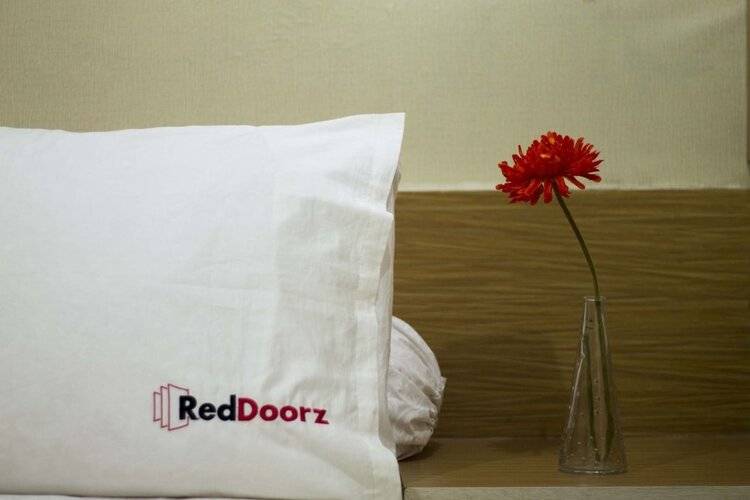 Reddoorz Plus @ Jalan Pemuda