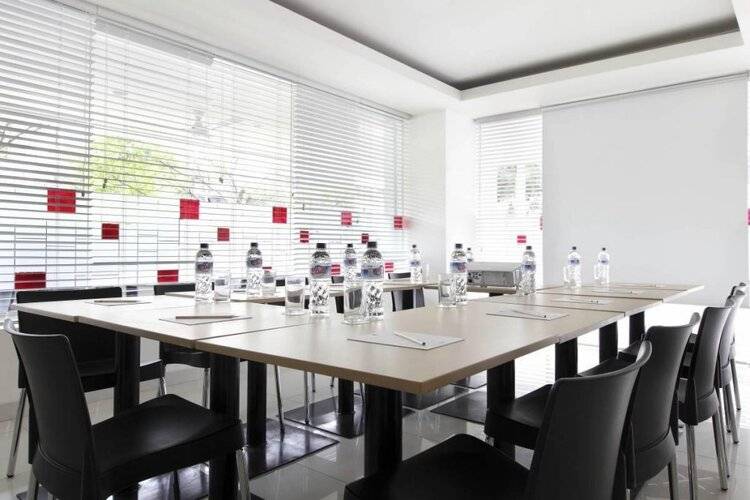 Amaris Hotel Mangga Besar - Chse Certified