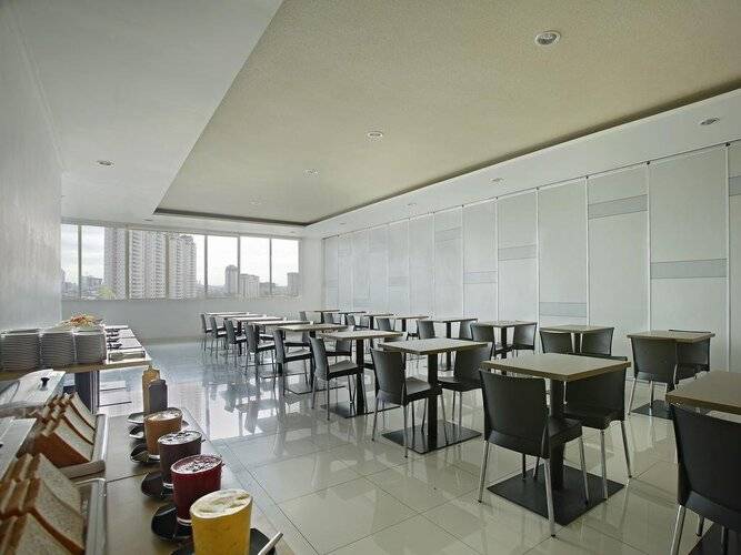 Amaris Hotel Mangga Besar - Chse Certified