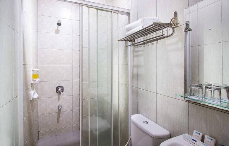 Hotel 88 Mangga Besar Viii By Wh